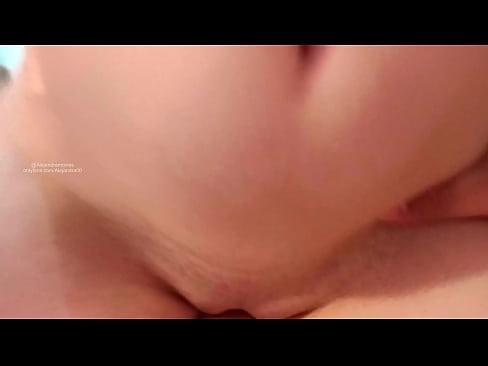 ❤️ Ich schlafe im Zimmer meiner Schwester und bin so aufgewacht ️❌ Sex video bei uns ️❤