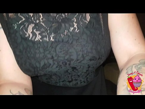 ❤️ Slutty Stiefschwester gibt ihm einen Blowjob und Spanisch ️❌ Sex video bei uns ️❤