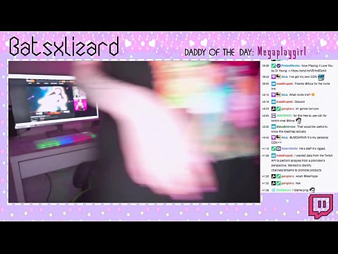 ❤️ GAMER VERGISST, DEN STREAM ABZUSCHALTEN UND SPRITZT LIVE AUF SENDUNG ️❌ Sex video bei uns ️❤