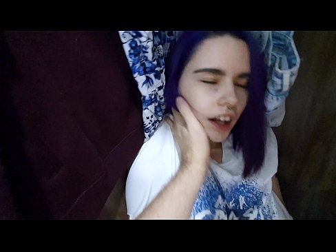 ❤️ Habe meine Schwester im Schrank gefunden und ihr beim Abspritzen geholfen ️❌ Sex video bei uns ️❤