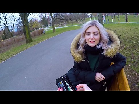 ❤️ Schluckt das heiße Sperma eines Fremden für Geld - Blowjob im Park von Eva Elfie ️❌ Sex video bei uns ️❤